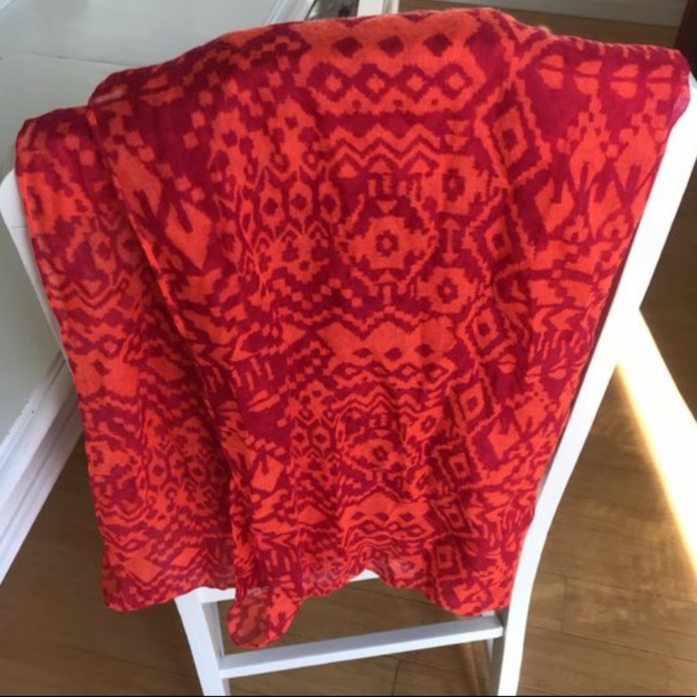 Maroon and orange scarf
